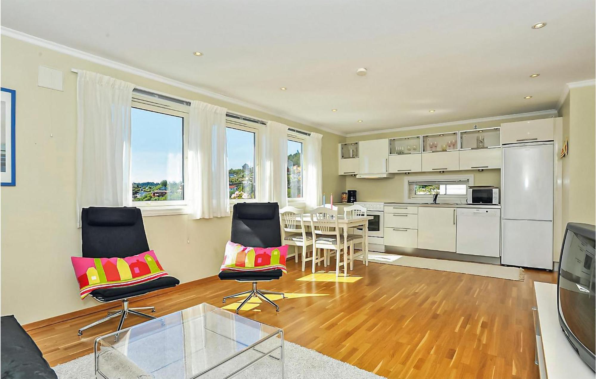 Cozy Apartment In Straumsgrend With Kitchen Bergen Exterior foto
