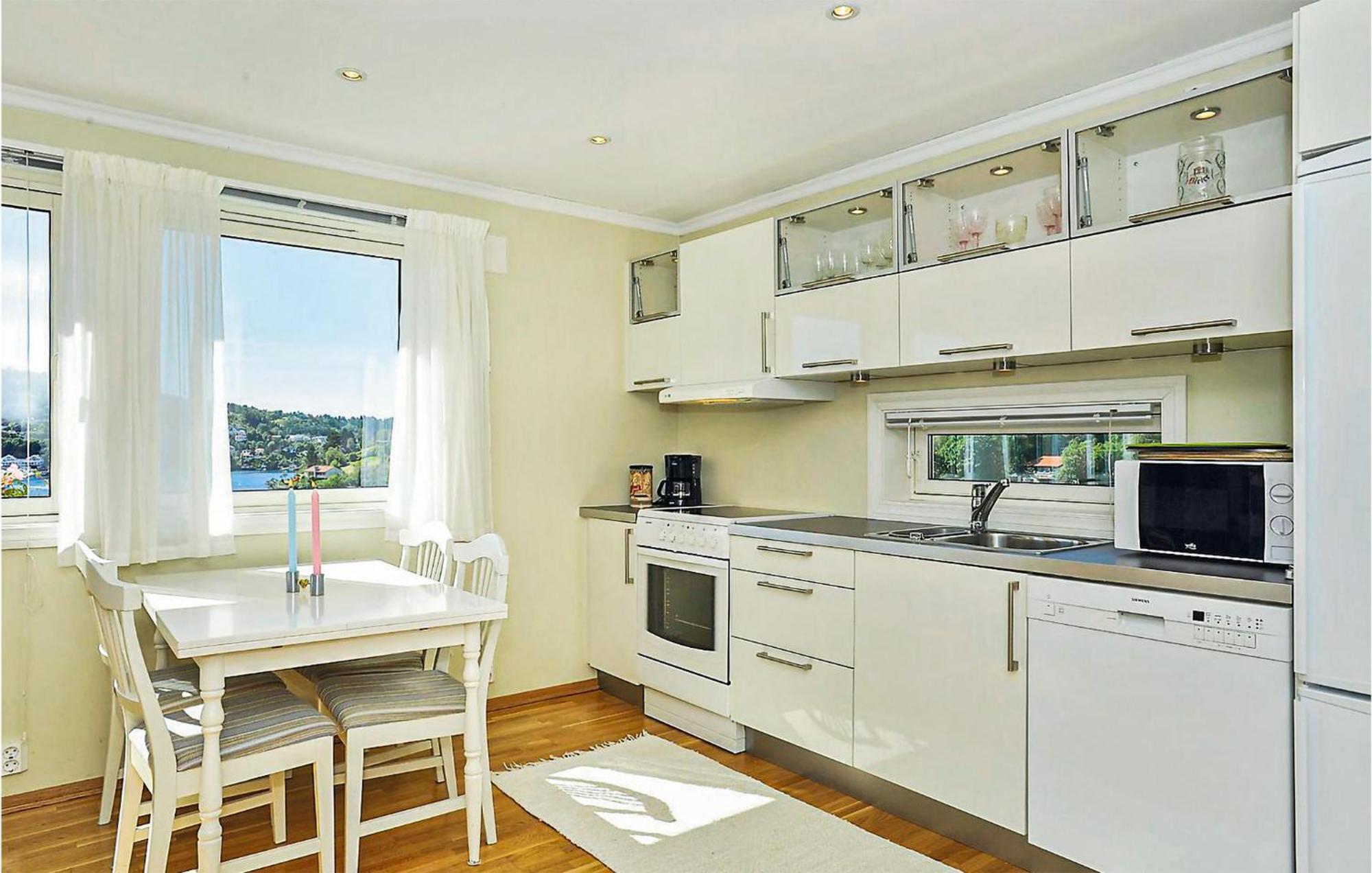 Cozy Apartment In Straumsgrend With Kitchen Bergen Exterior foto